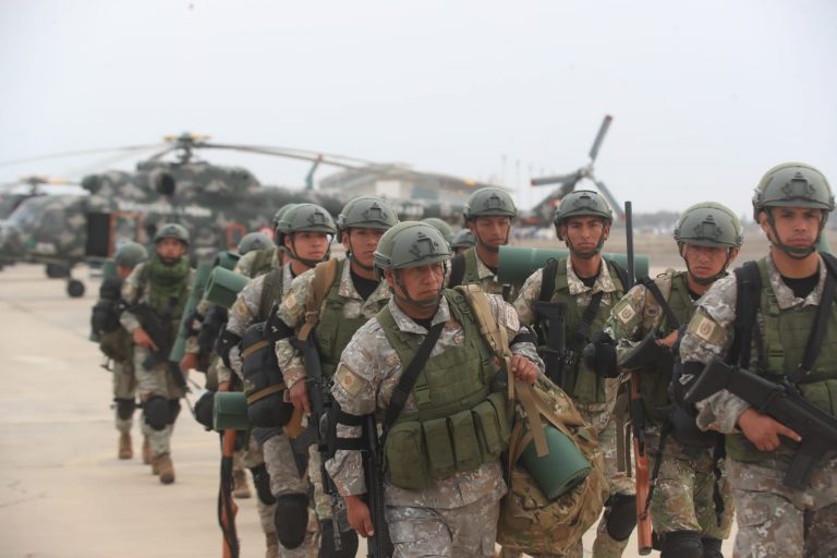 Ica: Personal de Ejército llegó a la Panamericana Sur para apoyar a la Policía