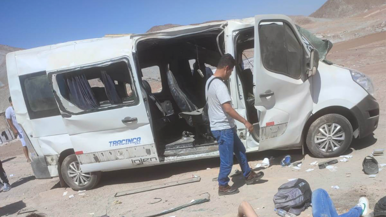 Relación de heridos de la miniván que se despistó en la carretera Arequipa – Cerro Verde