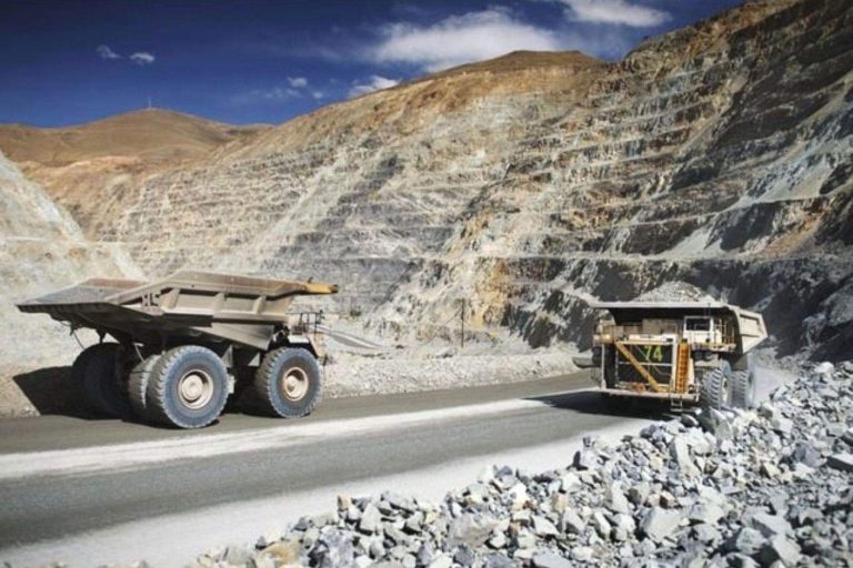 Apurímac: Minera Las Bambas anuncia que si persisten bloqueos paralizará su producción el 1 de febrero