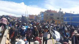 Puno: Protestantes impidieron el paso a ambulancia que trasladaba a mujer que estaba en trabajo de parto