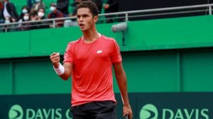 Juan Pablo Varillas tuvo grandes participaciones en la Copa Davis en las ediciones del 2020 y 2021.