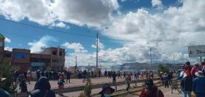 Juliaca: 23 heridos y 6 detenidos dejó los enfrentamientos entre manifestantes y la Policía