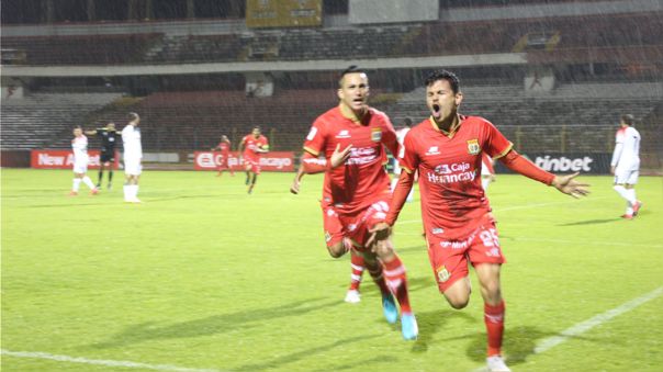 Sport Huancayo será el primer equipo del fútbol peruano en debutar en un torneo internacional, esta semana enfrenta al Nacional de Paraguay.