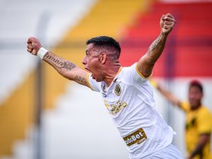 Federico Alonso, autor de uno de los goles para que Cusco FC logre vencer a Cantolao en Lima.