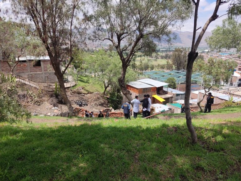 JLBYR: Madre de dos menores murió desangrada a causa de un corte en la pierna