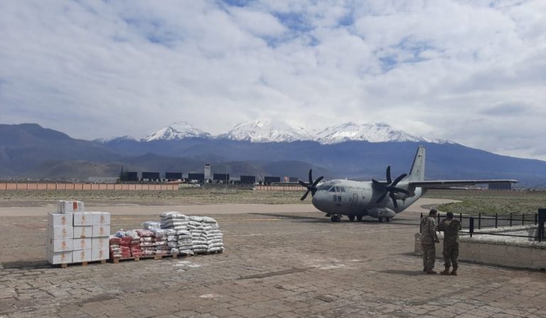 Huaicos en Secocha: Se priorizará la entrega de alimentos y enviaron 50 rescatistas a la zona