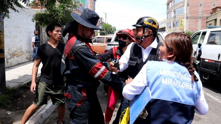 Miraflores: Continuarán los operativos contra extranjeros ilegales en la calle Puno