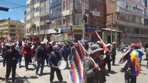 Puno: Pobladores quechuas se suman a las movilizaciones para apoyar a la población aimara