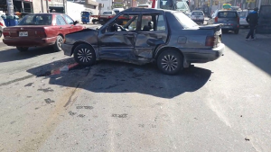 Cerro Colorado: Choque entre auto y camioneta en la autopista Arequipa-La Joya dejó un herido