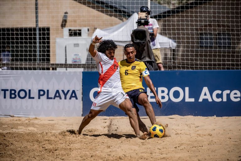 Gran debut peruano en el fútbol playa