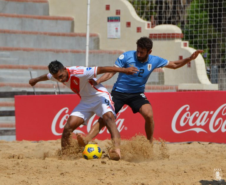 Perú perdió con Uruguay en el fútbol playa