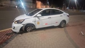 Tacna: Detienen a policía que conducía en estado de ebriedad y despistó su auto