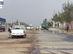 Cerro Colorado: Retiran a comerciantes ambulantes de la avenida 54