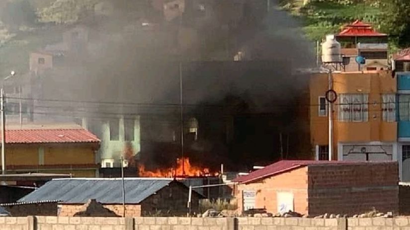 Ministerios de Defensa e Interior condenan ataques contra comisaría del distrito de Juli