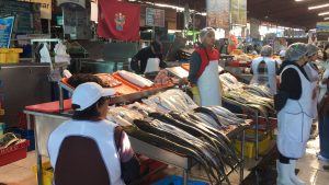 Conoce aquí el precio de los productos marinos para esta Semana Santa en el mercado El Palomar