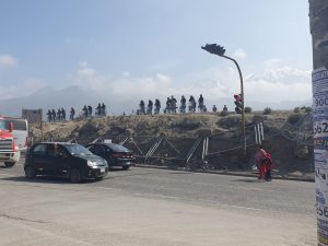 PNP y Ejército resguardan el Aeropuerto Internacional Alfredo Rodríguez Ballón ante la protesta programada para hoy