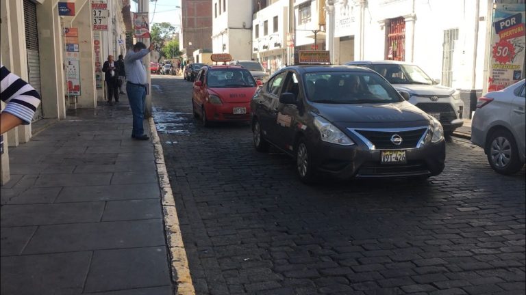 Arequipa: Taxistas evalúan protesta para este 20 de septiembre