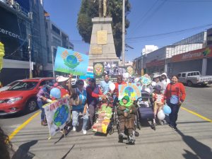 Realizan marcha por el Día de la Tierra