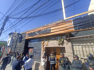 Incautan de medio millón de dólares en bienes durante el allanamiento al local ‘Queens’ en la av. Ejército