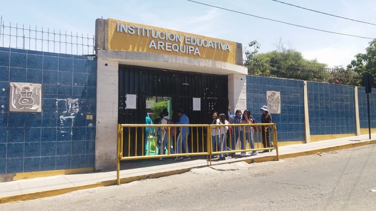 Reconstrucción del colegio Arequipa iniciaría en julio