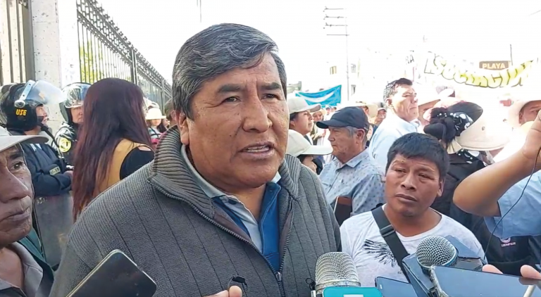 Asociación de Vivienda Peruarbo protesta en el MPA 