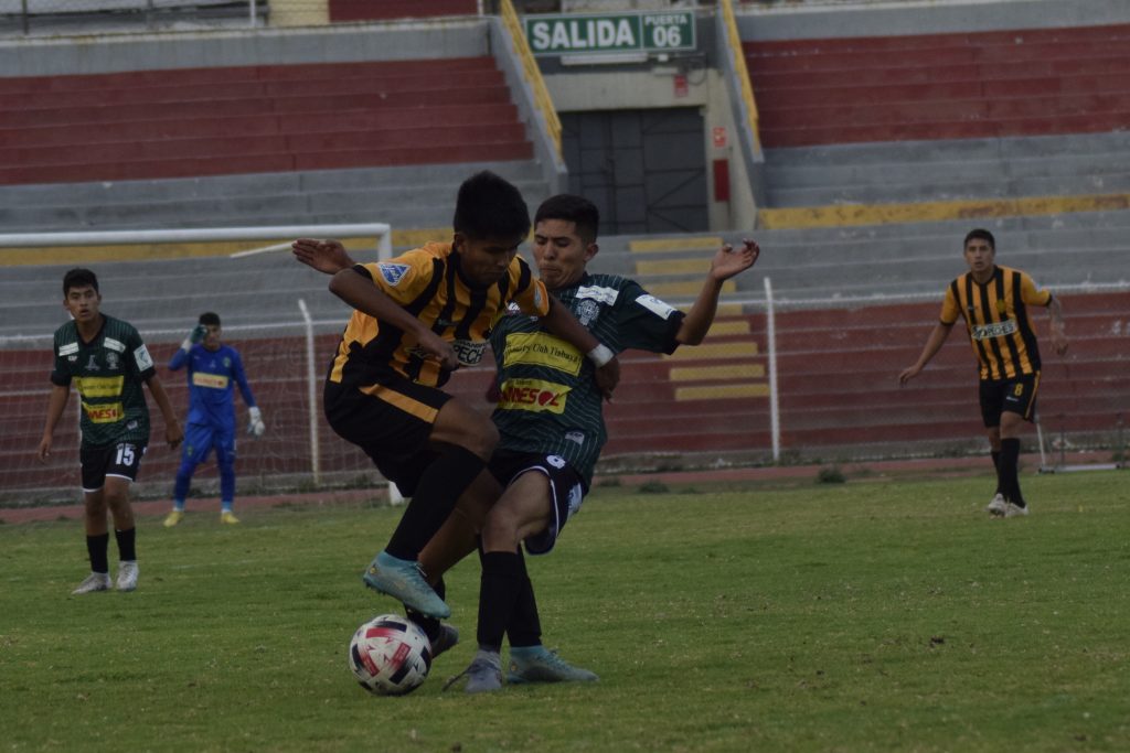Aurora y Huracán representarán a la Liga Distrital de Cercado de Arequipa en la etapa provincial de la Copa Perú.