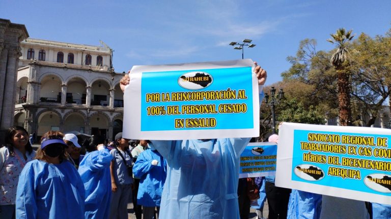 Personal CAS Covid de EsSalud exigen la reincorporación del 100% del personal cesado