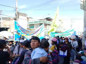 Asociaciones realizan plantón exigiendo la aprobación del Plan de Desarrollo Metropolitano