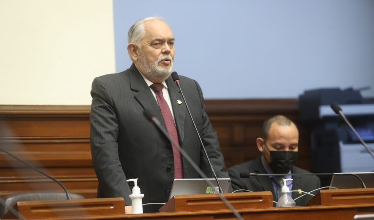 Montoya rechaza designación de César Vásquez como ministro de salud