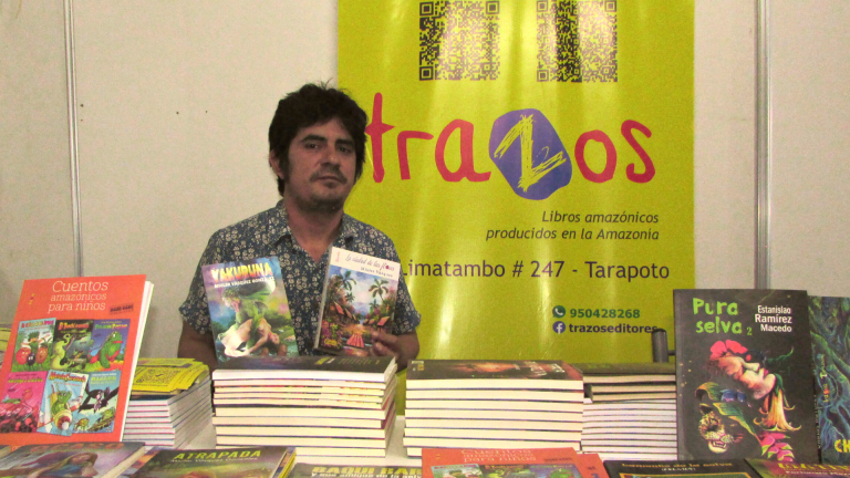 Miuler Vásquez y Trazos Editores, una editorial que rescata el talento de los escritores de la Amazonía