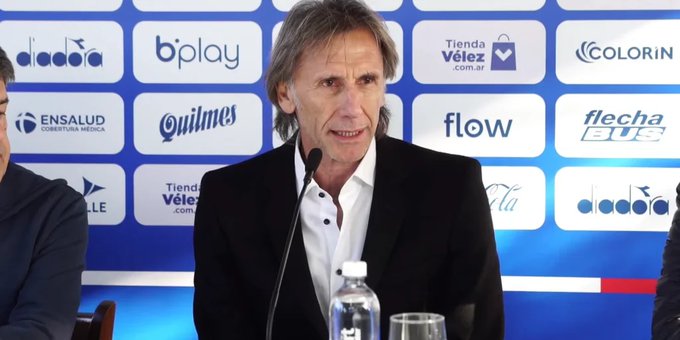 Ricardo Gareca se despidió de Vélez en conferencia de prensa.