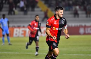 Melgar goleó en el arranque del Clausura.