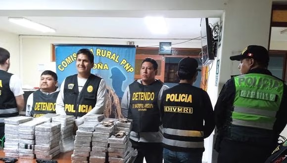 Camaná: Detienen a dos sujetos que transportaban 92 paquetes de droga