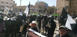 Juliaca: Realizan protestas por el Día de la Bandera