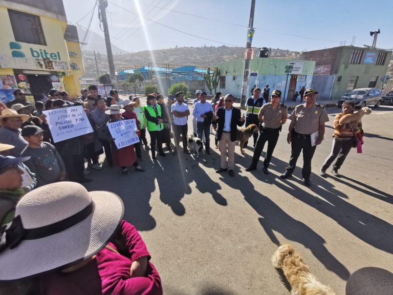 Mariano Melgar: Vecinos del pueblo joven Los Olivos protestan por el incremento de robos
