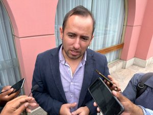 Gerente municipal, Augusto Arce