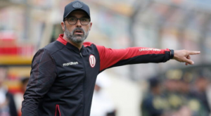 Compagnucci sólo dirigió a Universitario en el fútbol peruano.