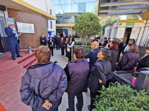 Trabajadores de la Gerencia de Salud realizan plantón por incumplimiento del pacto colectivo