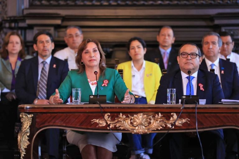 Presidenta Boluarte llama al diálogo ante la marcha por la “Tercera Toma de Lima”