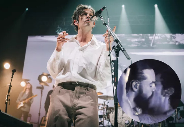 Malasia: cancelan festival de música tras el beso del cantante de The 1975 con otro hombre