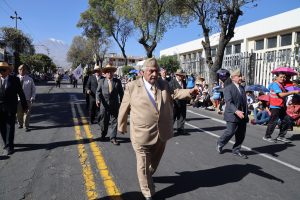 Promociones del colegio Independencia Americana marcharon por el aniversario de su colegio FOTO: Diego Ramos
