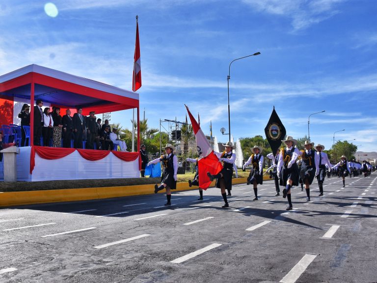 JBYR: Gran desfile cívico escolar