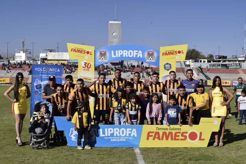 Equipo de FBC Aurora en la Etapa Provincial de la Copa Perú.