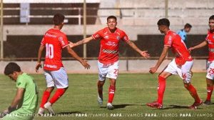 Celebraciones de Rodrigo Rodríguez tras anotar en duelo cusqueño.