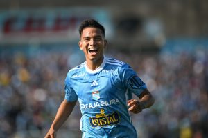 Martín Távara anotó 2 veces en la goleada de Sporting Cristal.