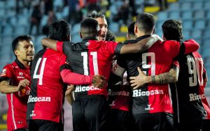 Los 'Rojinegros' igualaron 2-2 ante Deportivo Garcilaso en Cusco.