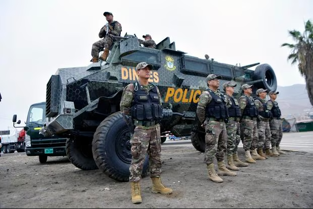 Más de 100 policías resguardan la garita de control de Pucusana en preparación para la tercera ‘Toma de Lima’