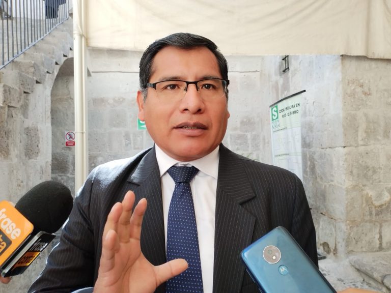 César Huamantuma saludó la renuncia del presidente del CRA al movimiento ‘Yo Arequipa’