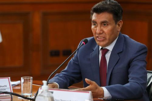 Congresista Óscar Zea presentó proyecto de ley para que en caso de vacancia las elecciones adelantadas sean solo presidenciales