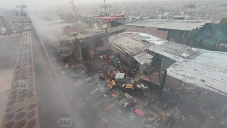 Trágico incendio deja a tres familias sin hogar en Tacna